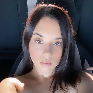 Meet your Posher, Bella